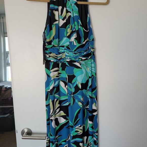 Halter top, cinched waist long length dress - Picture 2 of 8